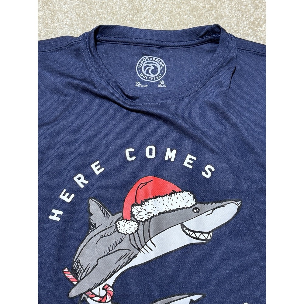 Vapor Apparel Men's XL "Here Comes Santa Jaws" UPF50+ Sun Shark Active Shirt - Picture 3 of 4